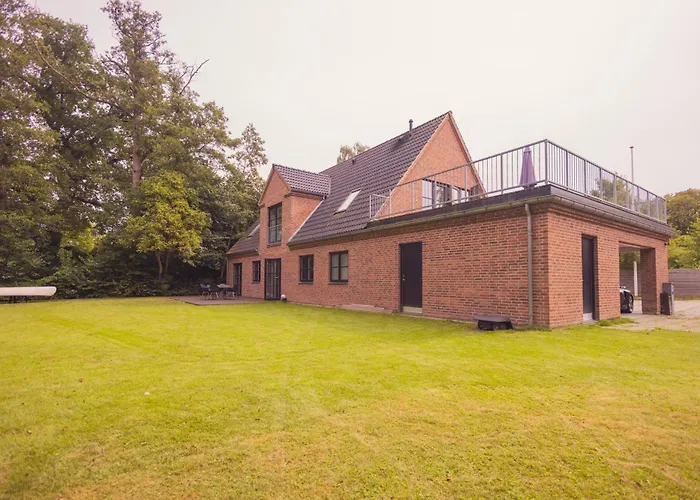House Lyngby *